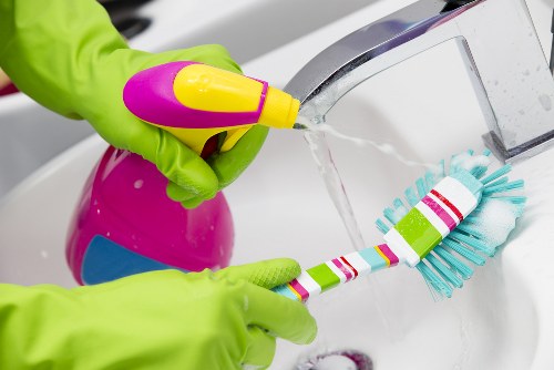 Carpet cleaning team focusing on recycling and sustainability in Hainault